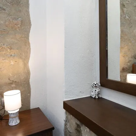 Apartament Akratos House *