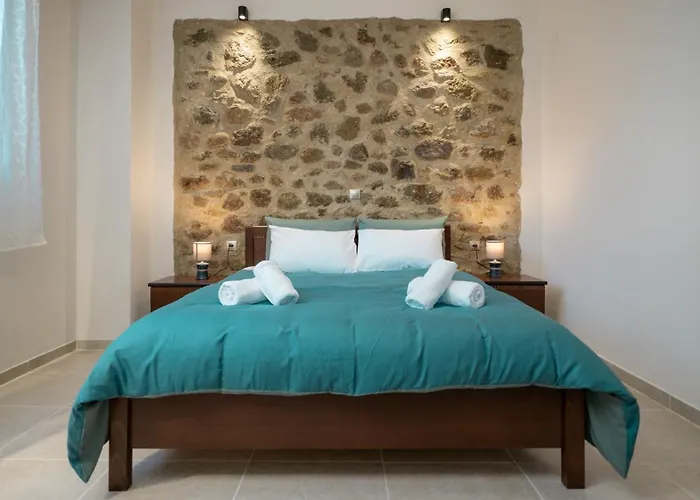 Akratos House * Кастракион