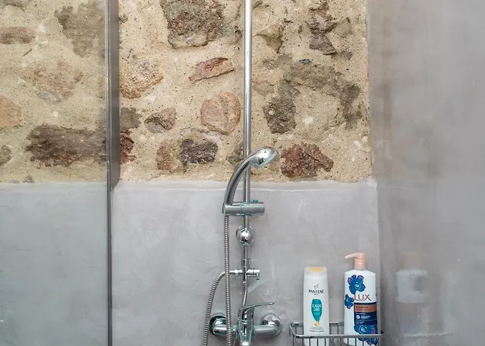 Akratos House * Kasztráki